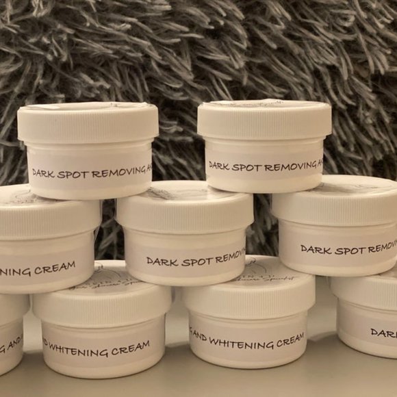 Cleans Skin Pores, Radiance & Glow, Spot Removal, Pigmentation Removal, Anti-age - Picture 2 of 3